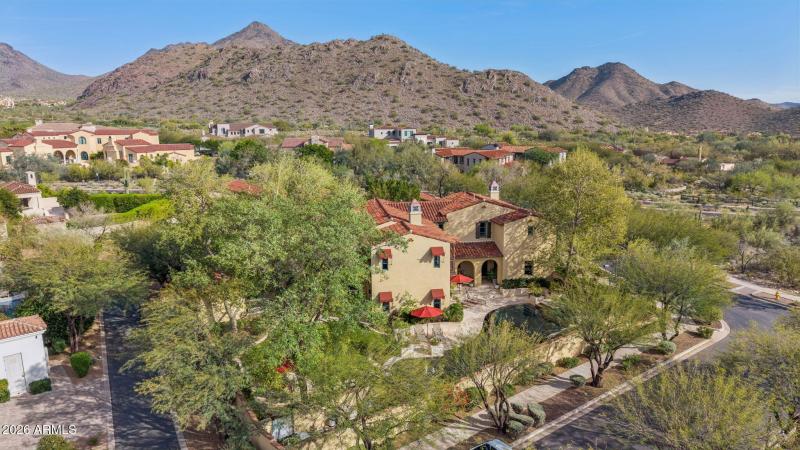 105-web-or-mls-10310-e-sierra-pinta-dr