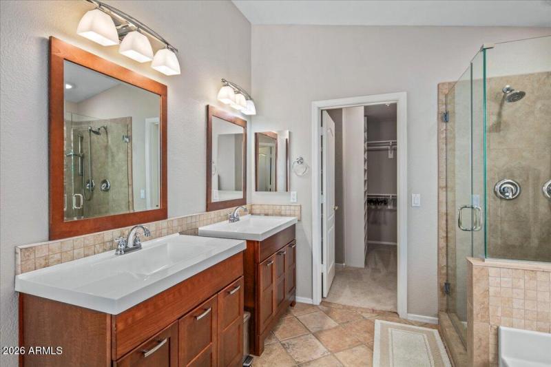 26-Primary Bath ~ Vanities