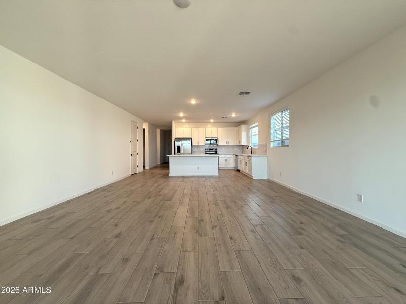 018_Great_Room_to_Kitchen