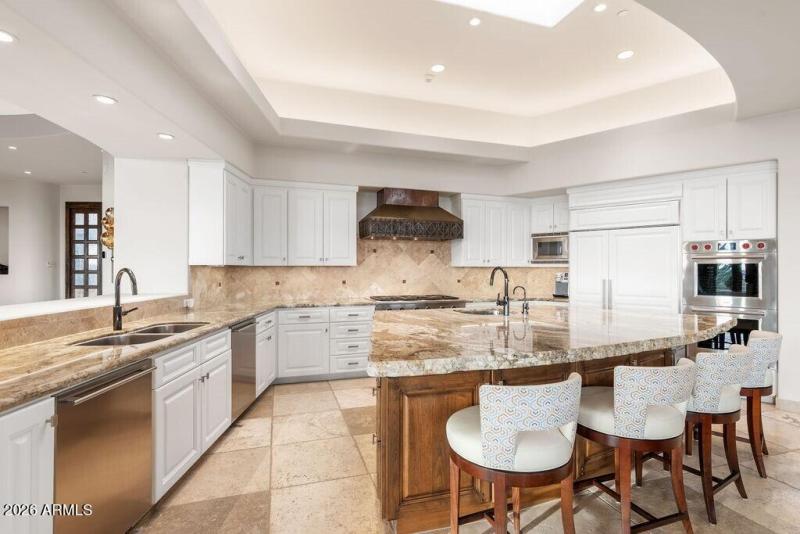 009_Chef's Dream Kitchen