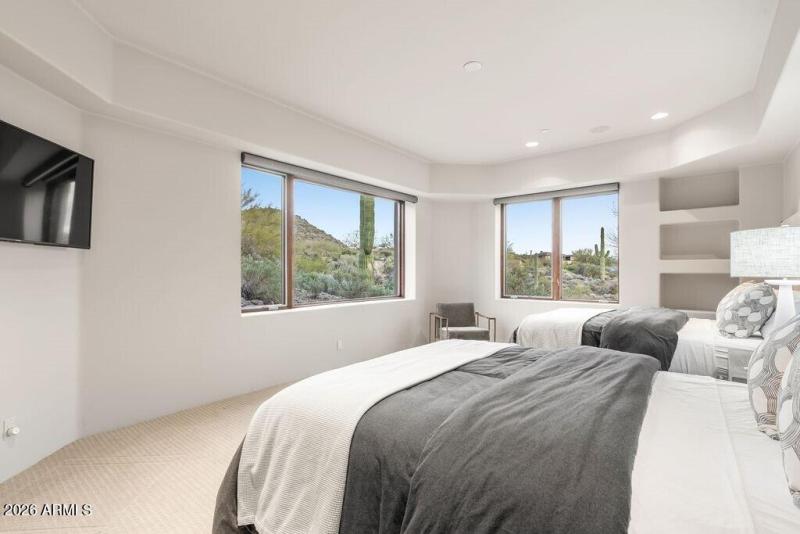 037_Guest 4 Ensuite Comfort