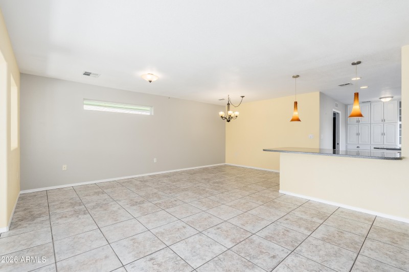 10215 W Mountain View Rd - 13