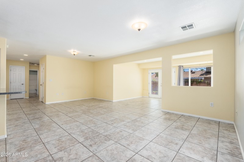 10215 W Mountain View Rd - 15