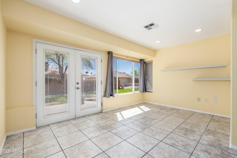 10215 W Mountain View Rd - 17