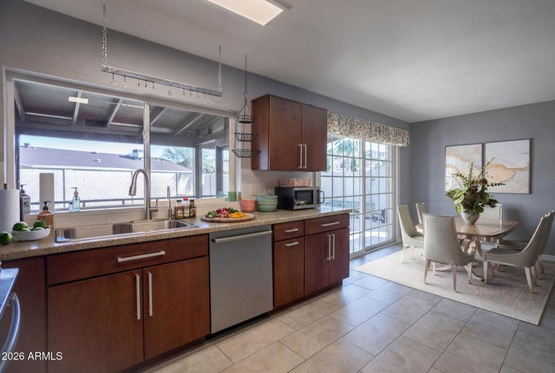 1722 W St Moritz Ln Phoenix - 210-VS