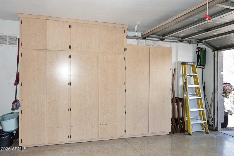 Epoxy floors and storage