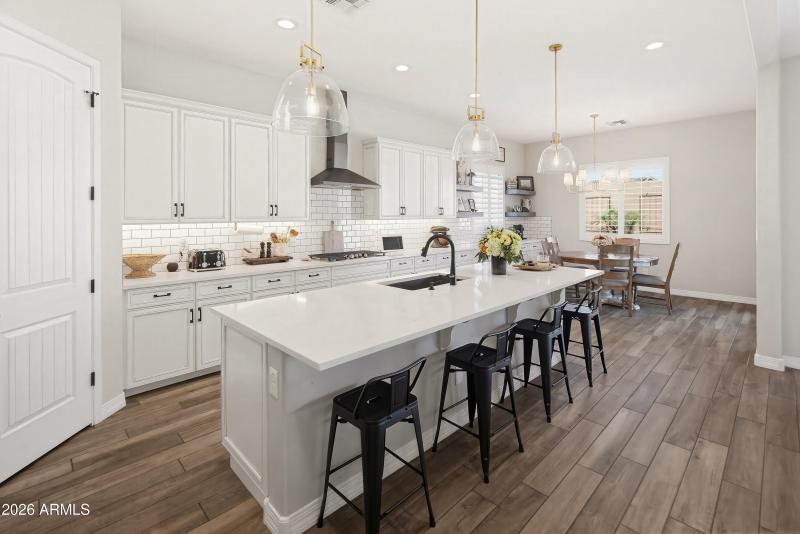 14606 W Corrine Dr-15