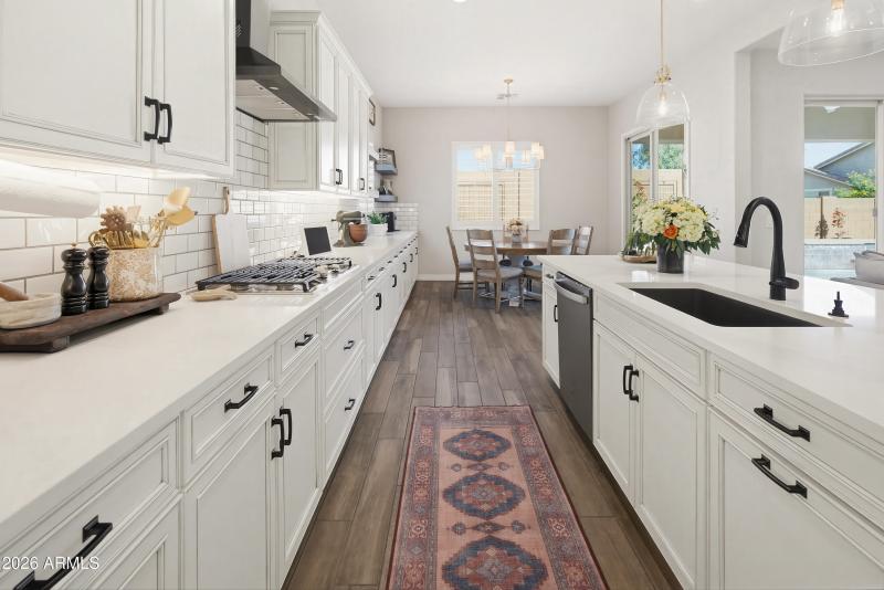 14606 W Corrine Dr-16