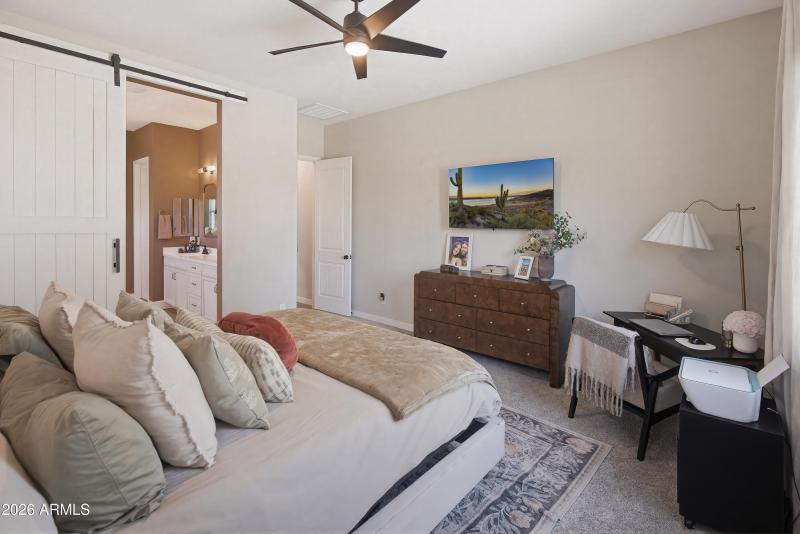 14606 W Corrine Dr-31