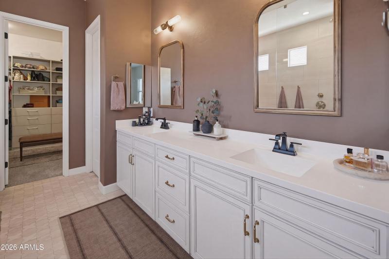 14606 W Corrine Dr-32