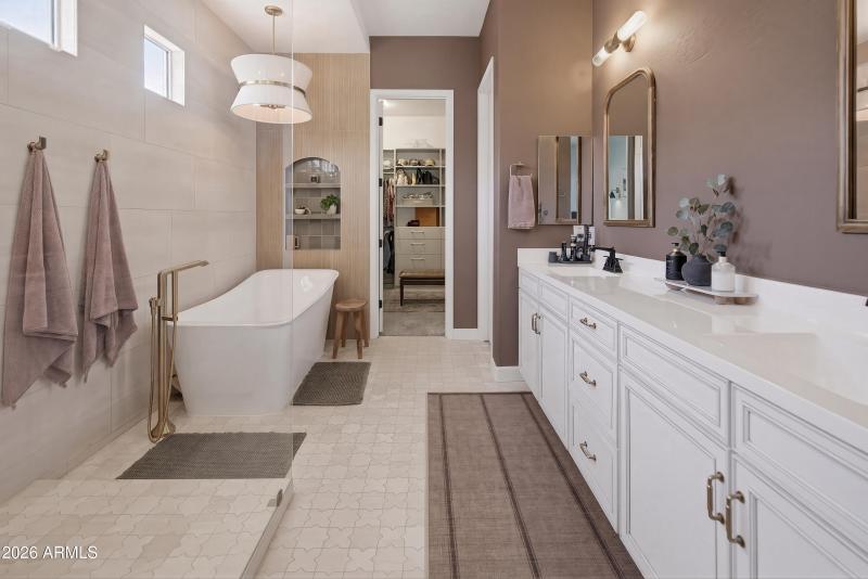 14606 W Corrine Dr-33