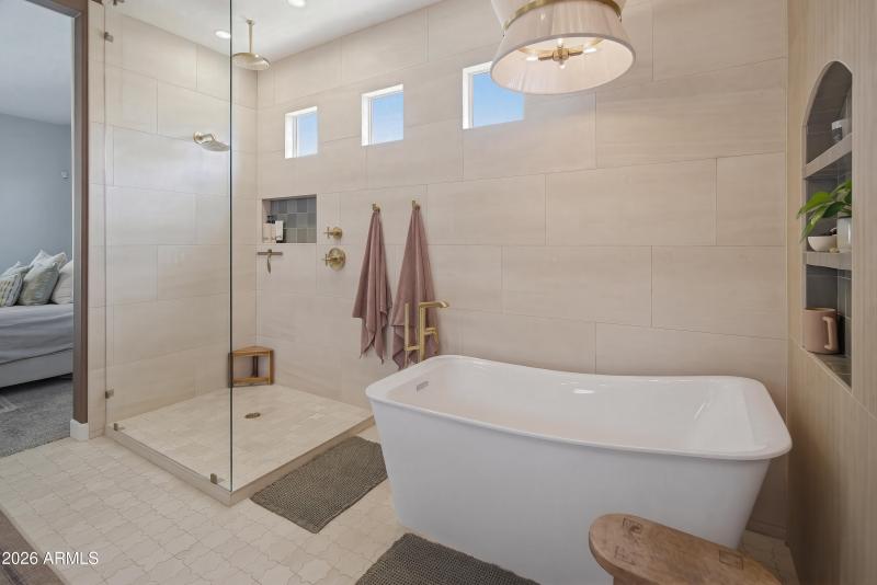 14606 W Corrine Dr-34