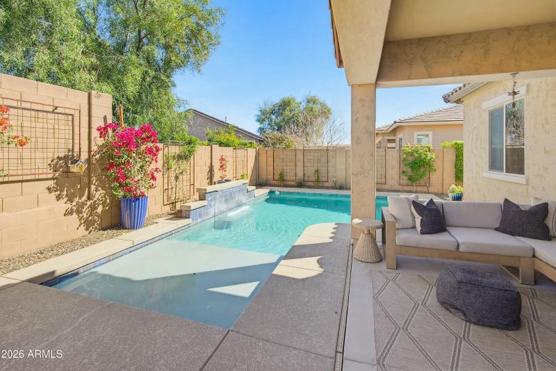 14606 W Corrine Dr-44