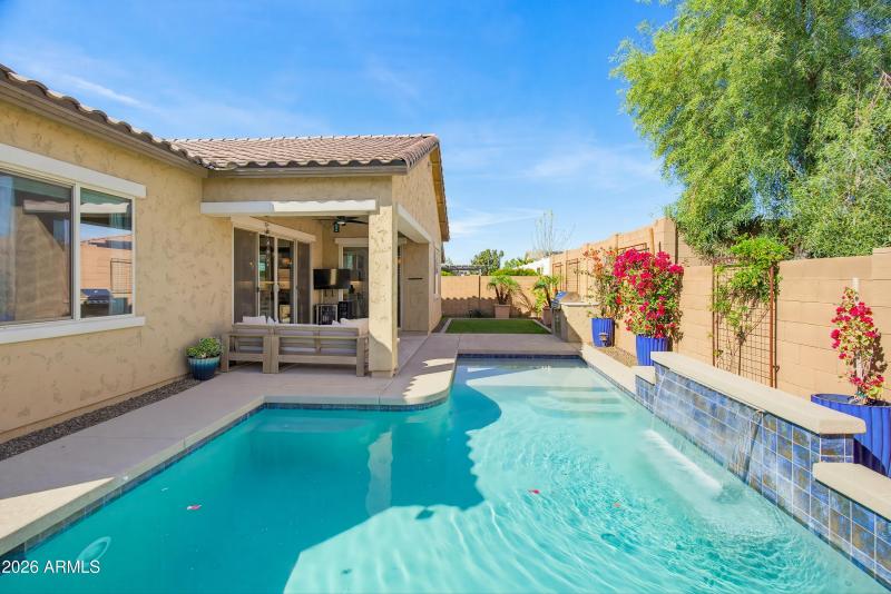 14606 W Corrine Dr-48