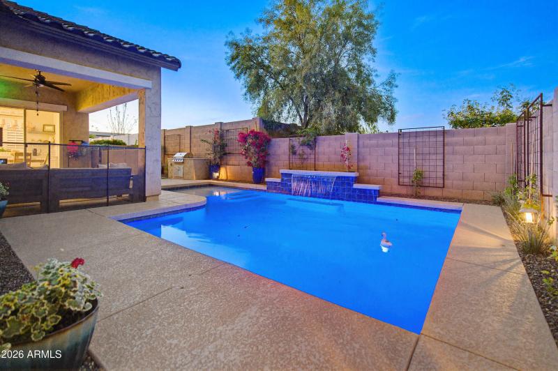 14606 W Corrine Dr (tw)-5