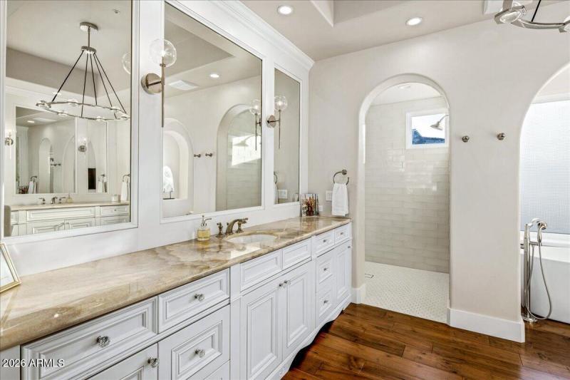 Primary Bath Vanities