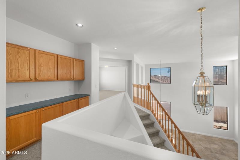 23-486-E-Windsor-Dr-23