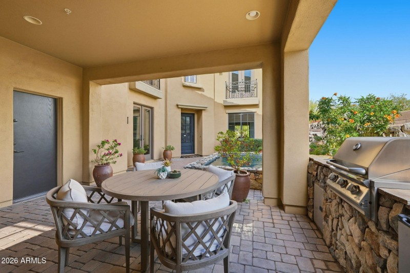 Courtyard Entertaining Area