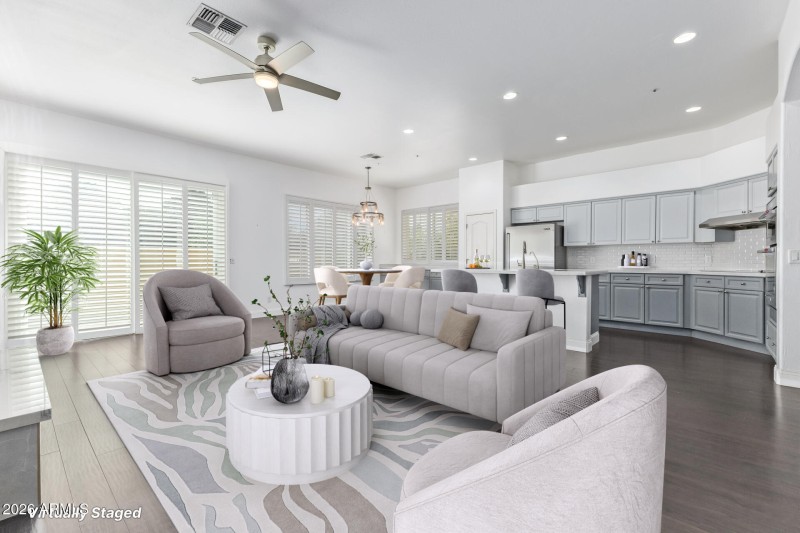 watermark_RF_7700_E_Princess_Dr_24_-_Pri