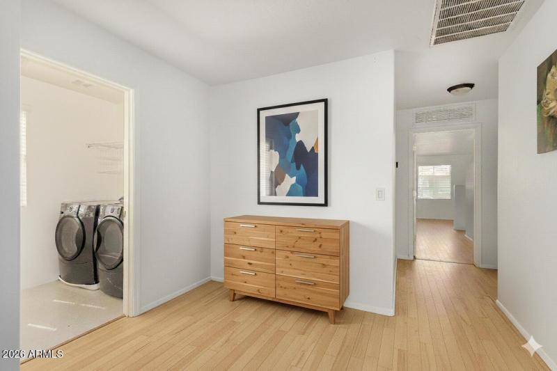 Hallway 2nd floor - Virtually Staged