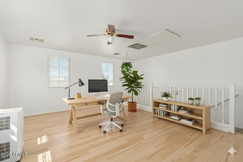 Oversize Loft - Virtually Staged