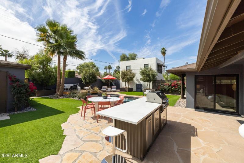 Amazing Outdoor Entertaining