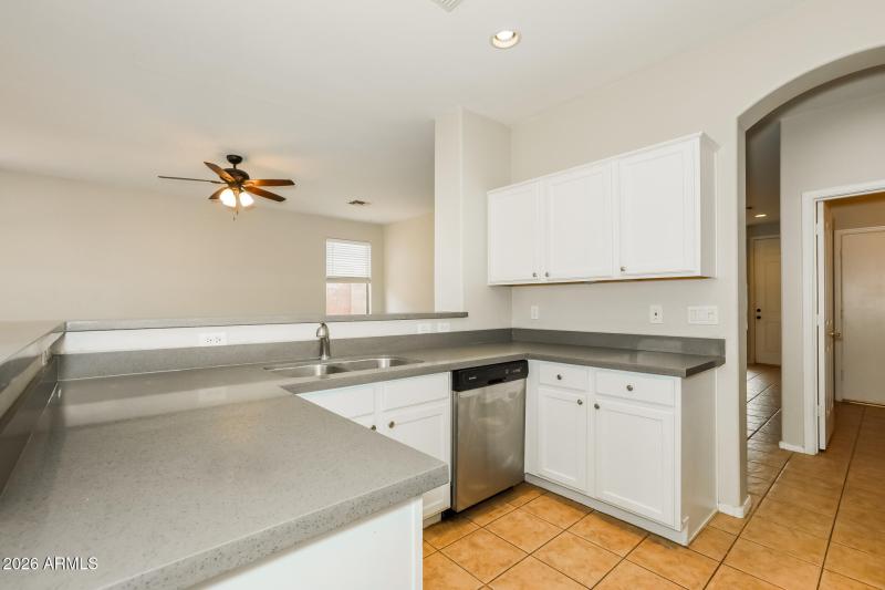 008-photo-kitchen-15180607