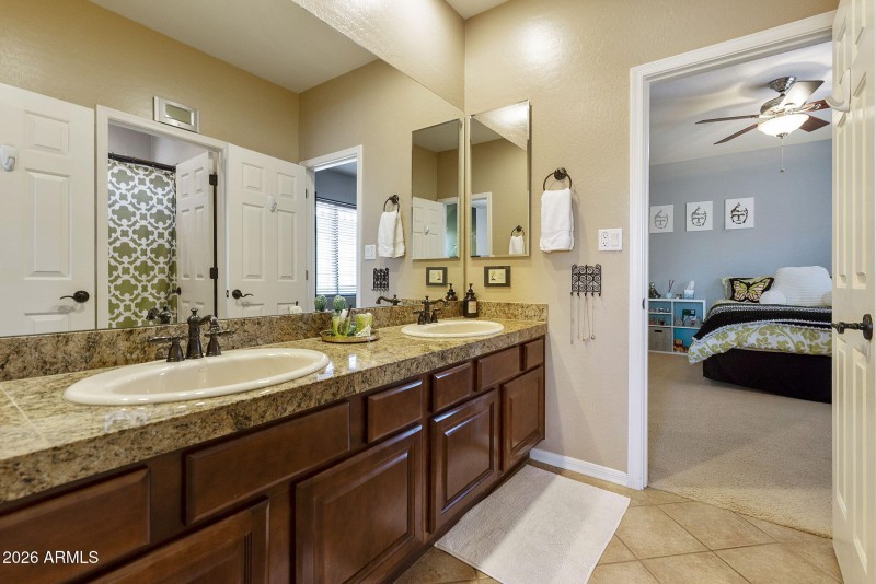 29-web-or-mls-_DSC2359