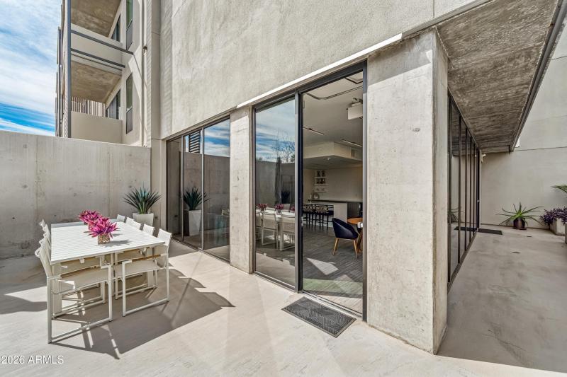 Pool outdoor eating area!