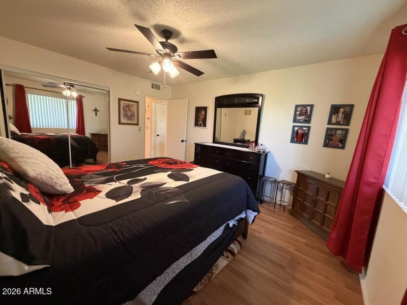 2935016F-E4EB-4CD0-BBFF-3D2679095BF9_1_1