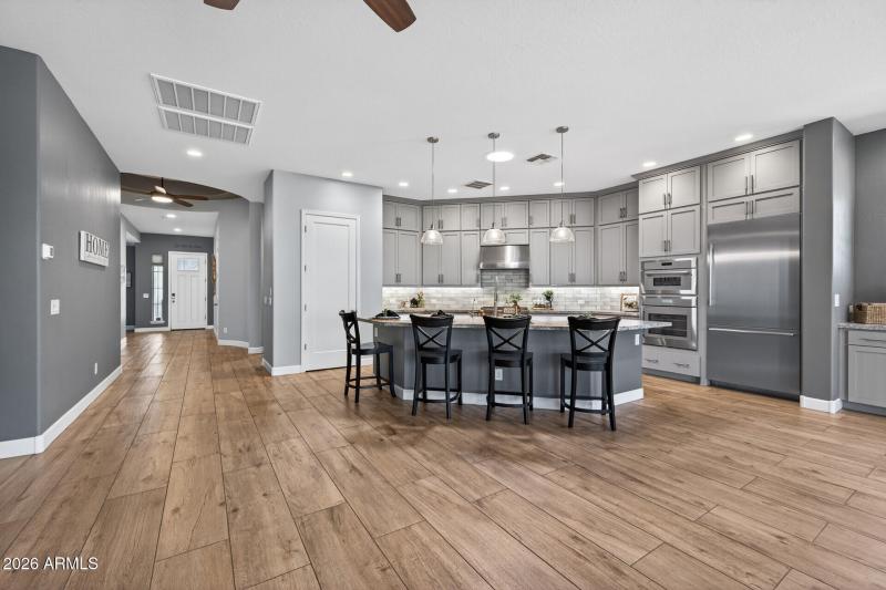 61_21294_W_Meadowbrook3_mls