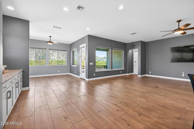 65_21294_W_Meadowbrook7_mls