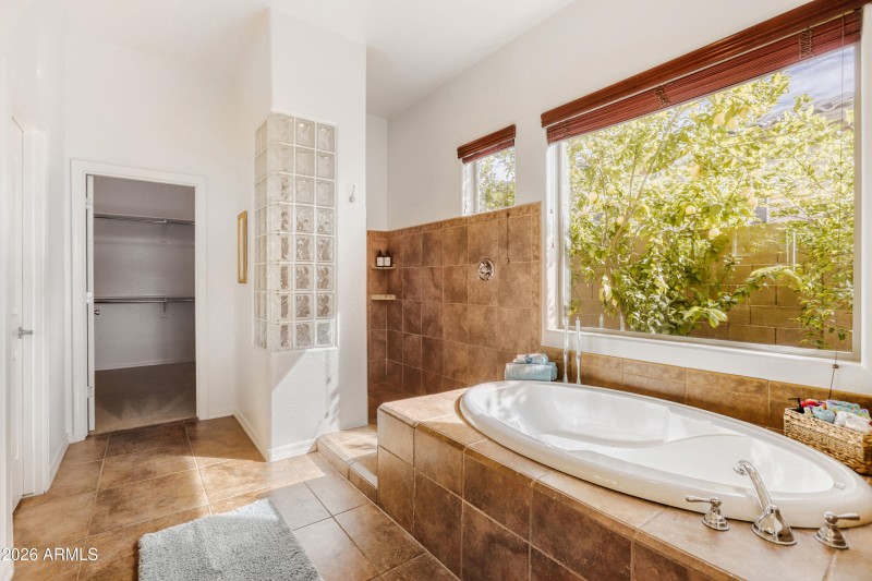 Spa Bath with Tub & Shower