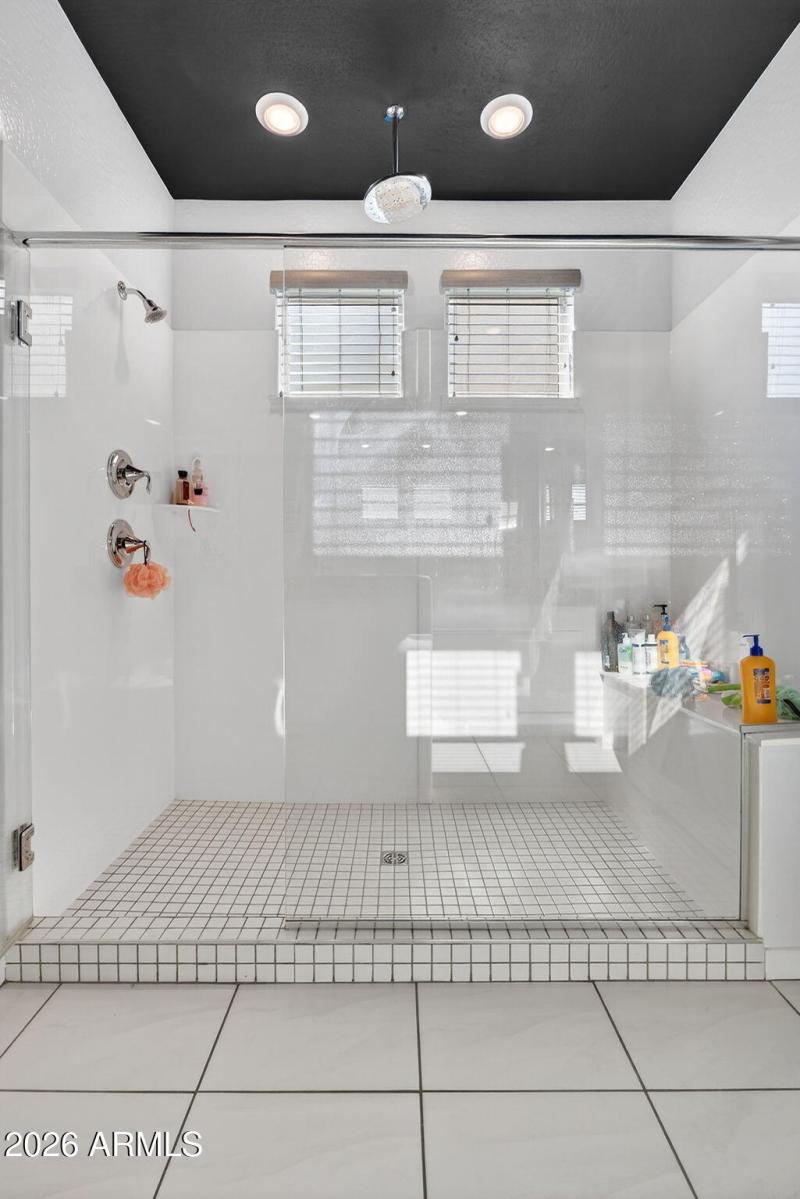 36-web-or-mls-41E Resistance Ave