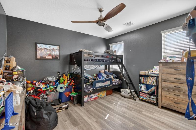 38-web-or-mls-14E Resistance Ave