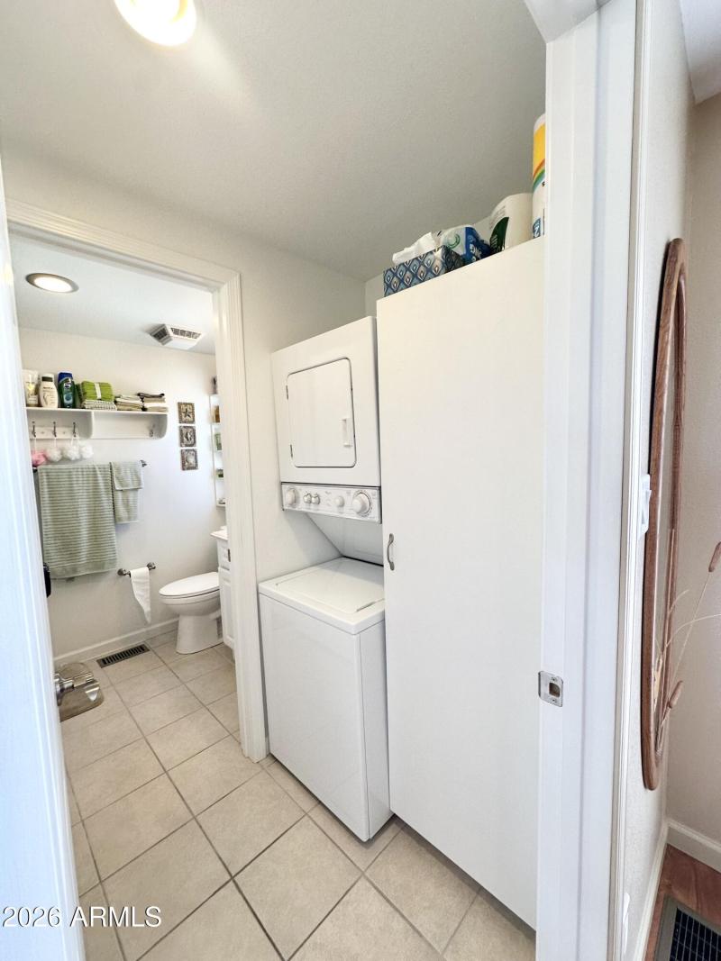 SO MUCH STORAGE SPACE