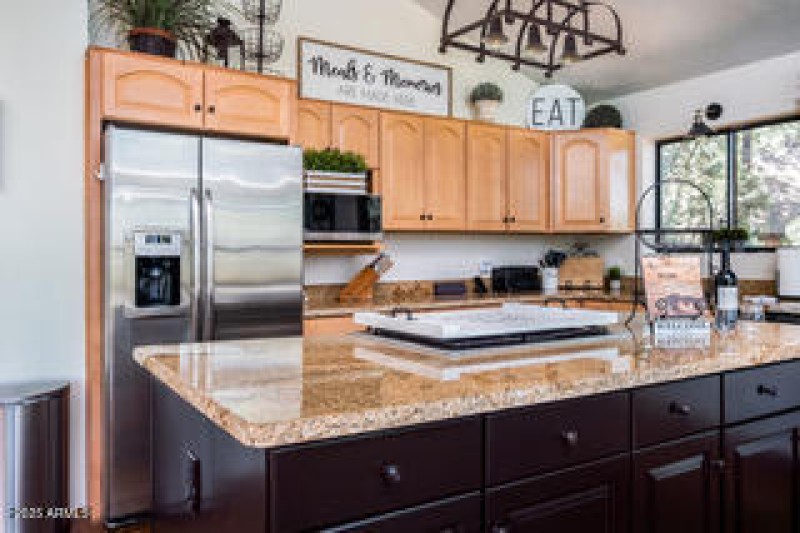 17845 Silverlake 018