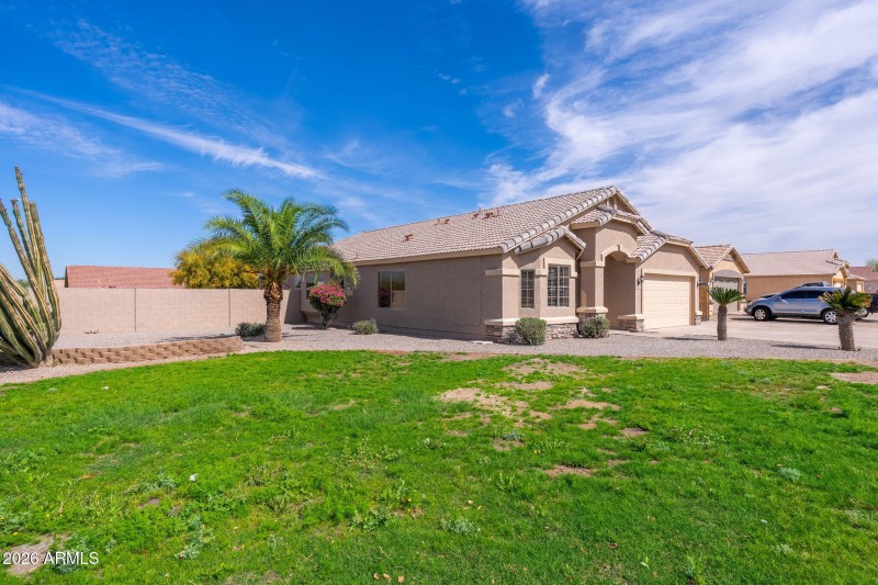 1704 E South Mountain Ave - 03