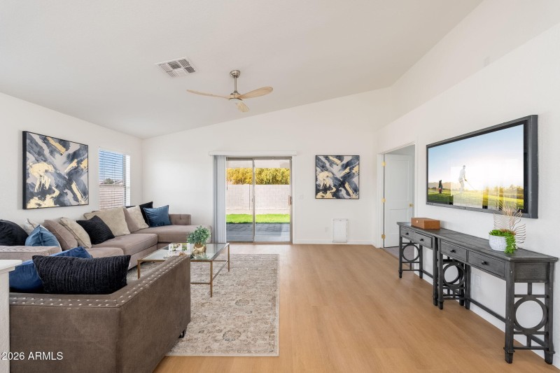 1704 E South Mountain Ave - 15