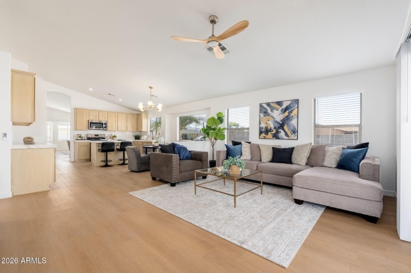 1704 E South Mountain Ave - 17