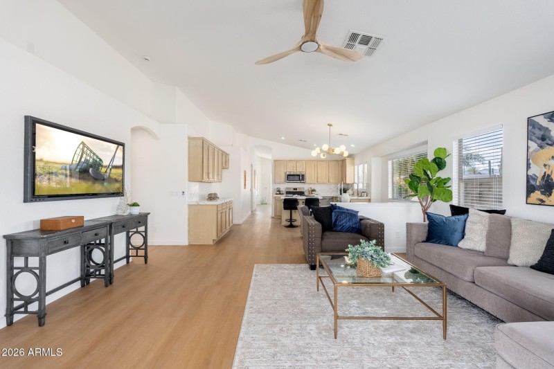 1704 E South Mountain Ave - 18