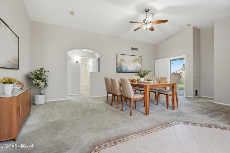 07-04_Family_3 - Dining Room - Scandinav