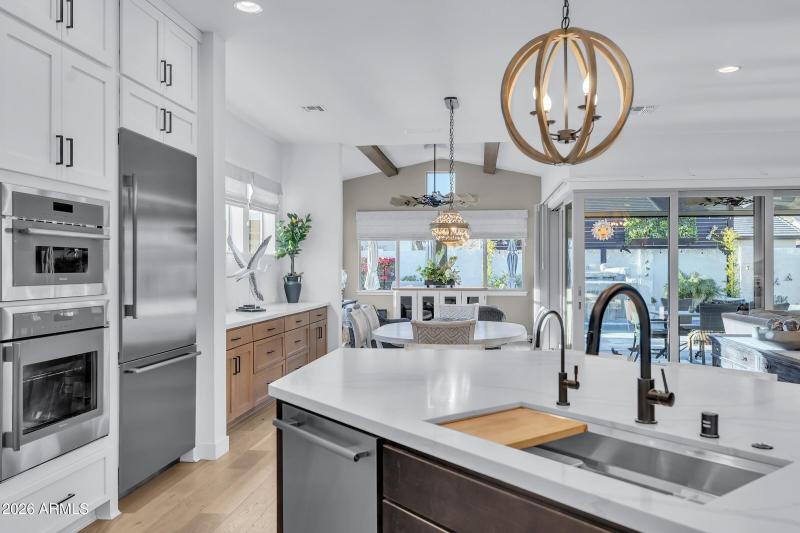 21448 W Hillcrest Blvd-12