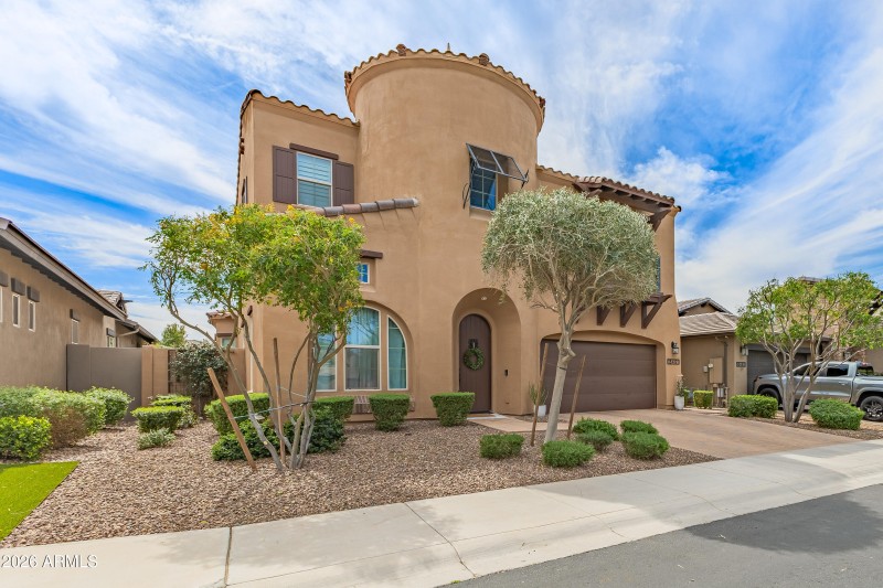 04 - Arrowhead reshoot 03-05