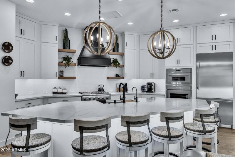 21448 W Hillcrest Blvd-8