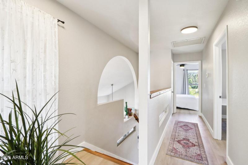 6-web-or-mls-N 6th St-S0303-006