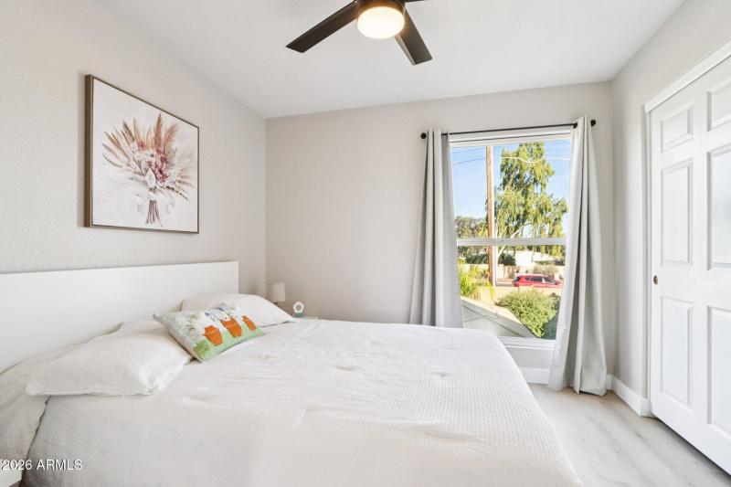 26-web-or-mls-N 6th St-S0303-026