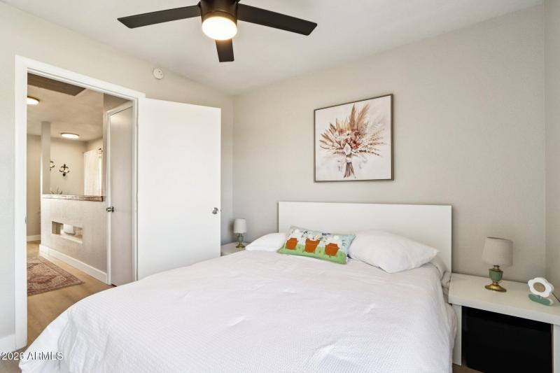 27-web-or-mls-N 6th St-S0303-027