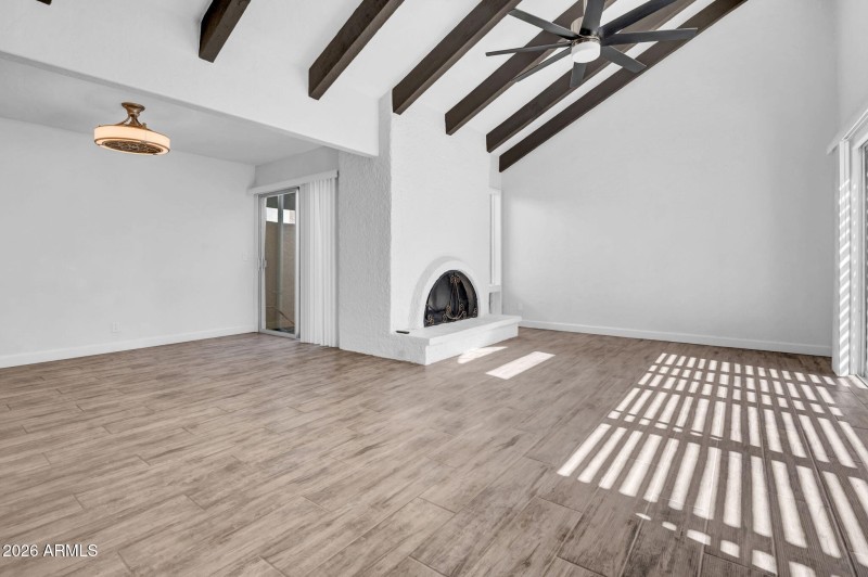 6-web-or-mls-2811 N 61st Pl-6