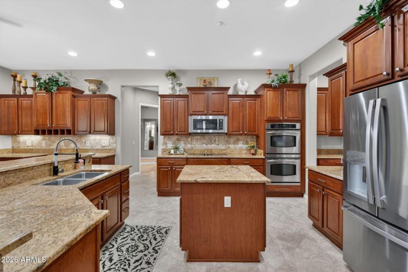 21-web-or-mls-021_A7401643